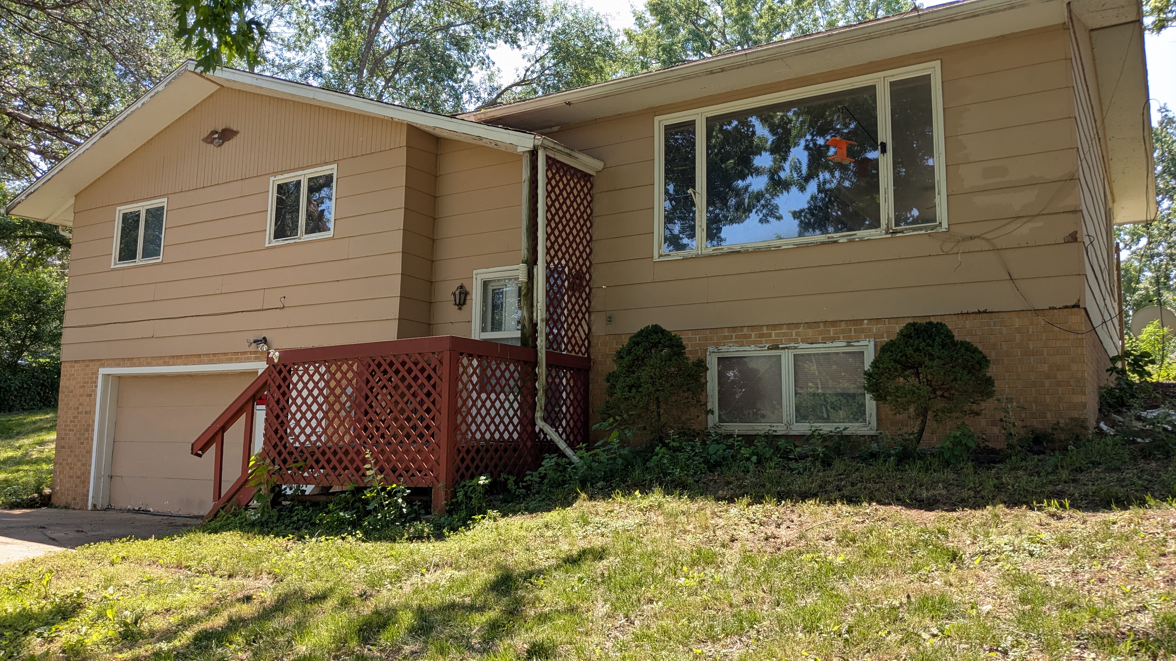 203 Willow St Castana
